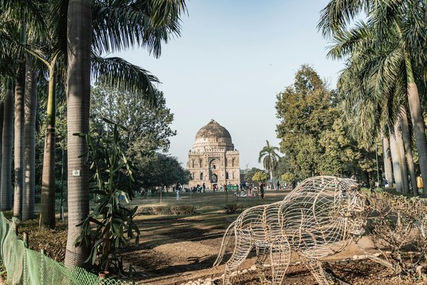 How Does UK Heritage Influence Tourism Patterns?